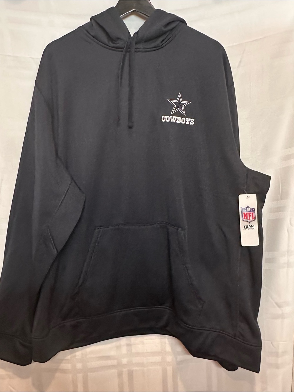 NFL Men's Black Cowboys Zip-Up Sweater Hoodie